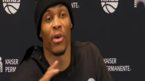 郭斌炫富争议再起，王楠家内举动引热议？